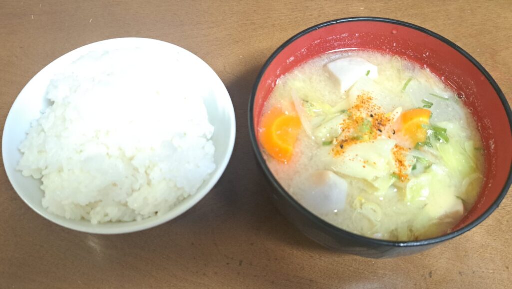 深夜のごはん　豚汁編