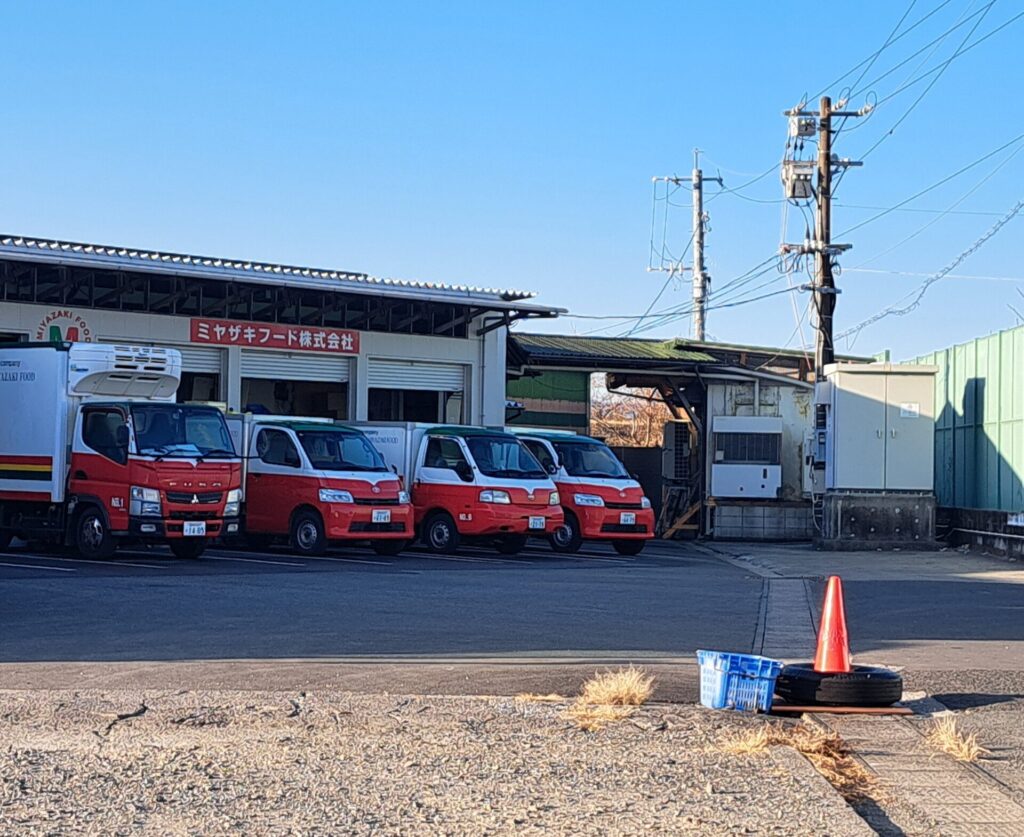 催事用のお肉、準備します。